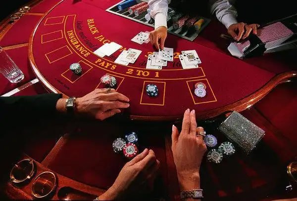 wibet Myanmar sports betting အဆင့်ဆင့် လောင်းကစားနည်း — mobile app ဖြင့် ပွဲစဉ် ရွေးချယ်ကာ bet ထားသည့် မြင်ကွင်း